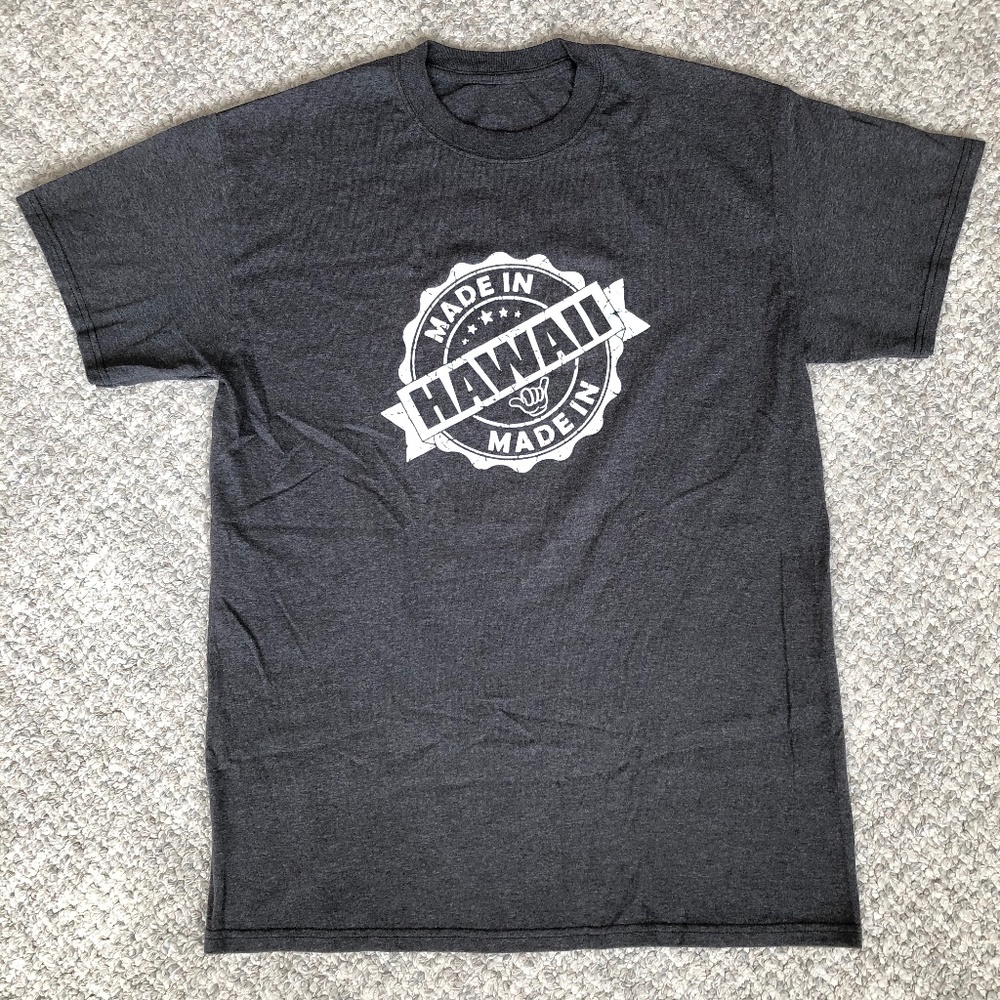 Made In Hawaii Shaka Hang Loose Hand Sign Gray Men's Medium T-Shirt